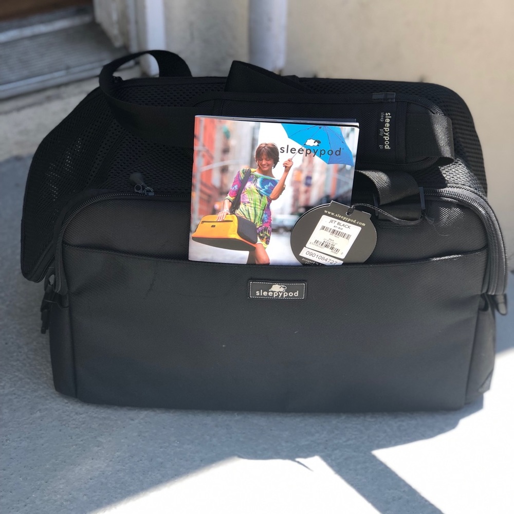 Modern pet carrier